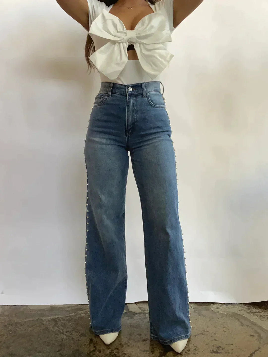 Élina – Wide Leg Jeans met Pareldetail
