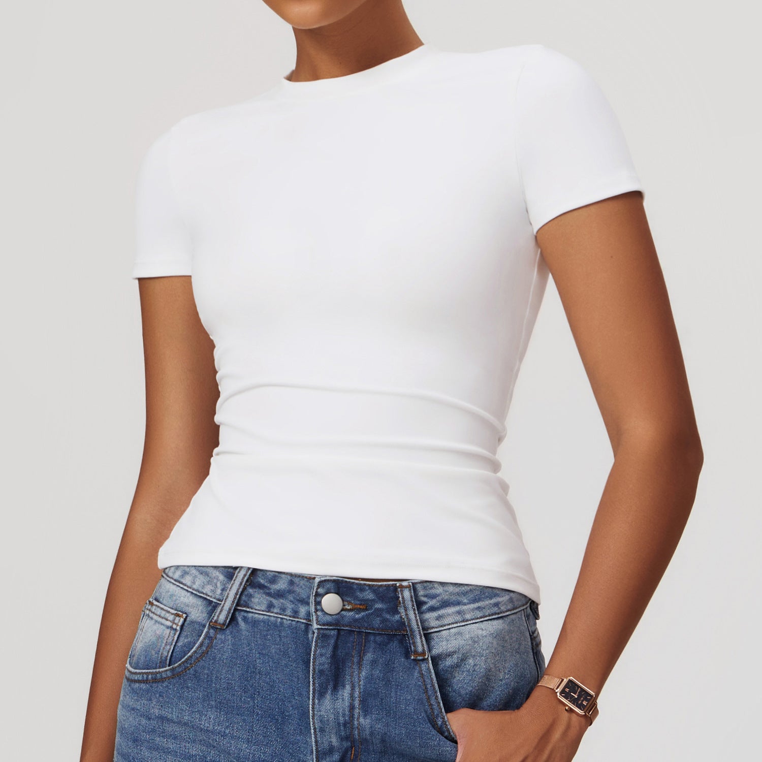 T-shirt d’entraînement ajusté – Liberté de mouvement, style affirmé