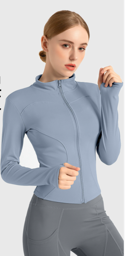 Veste d’entraînement ajustée – Style épuré, confort technique