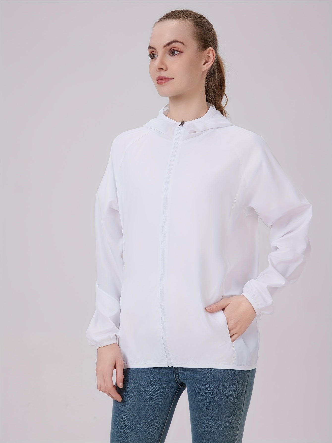 Veste coupe-vent légère – Protection essentielle, style minimaliste